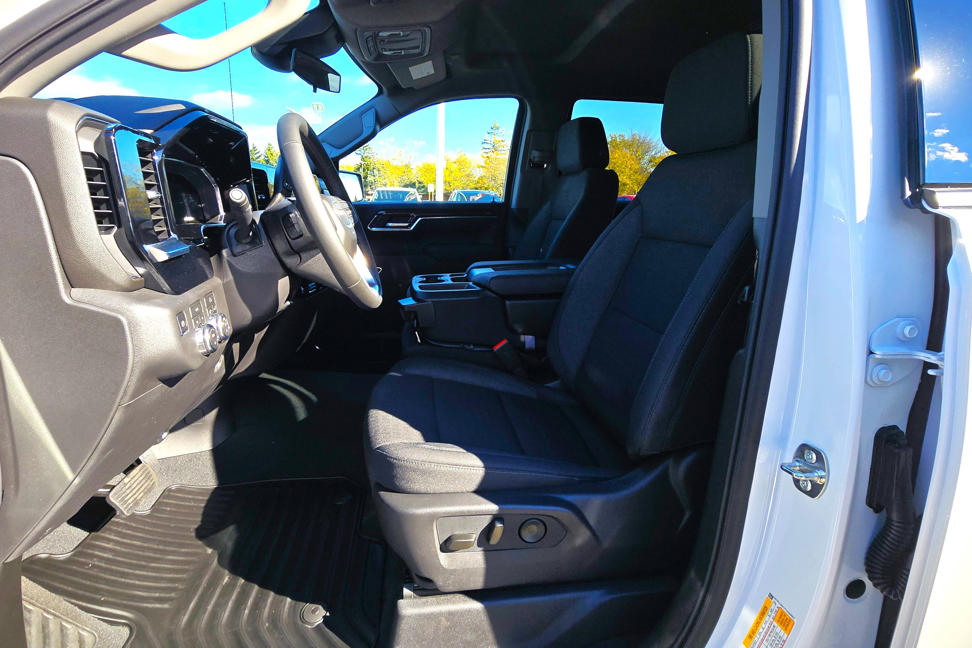 New 2026 GMC Sierra 1500 Elevation image 11