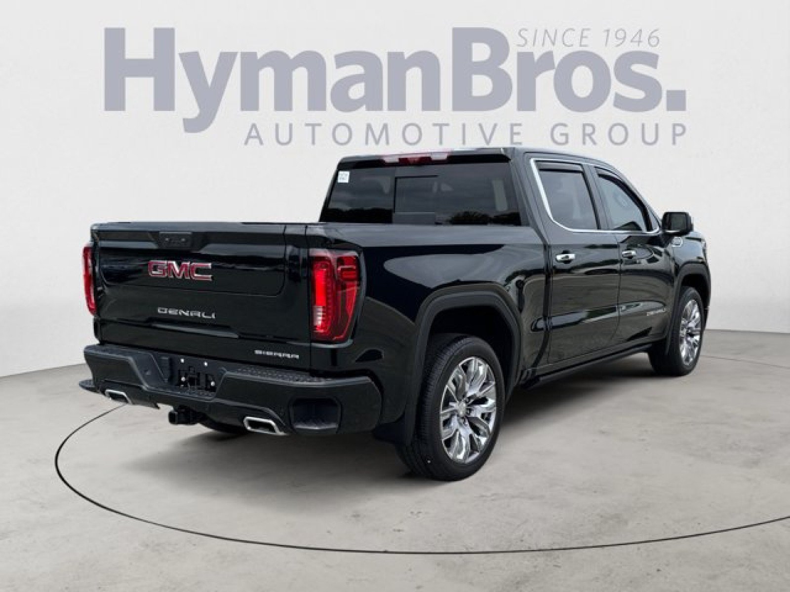 Used 2023 GMC Sierra 1500 Denali AWD/4WD image 3