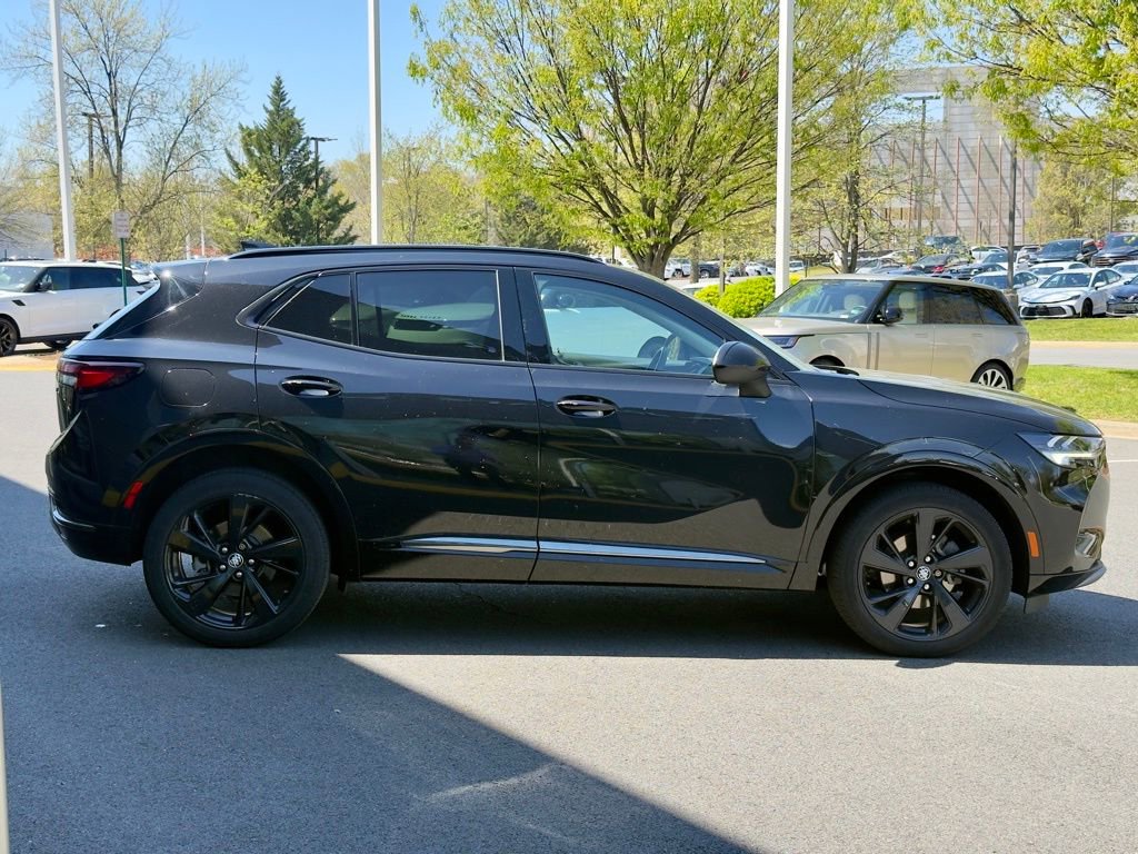 Used 2023 Buick Envision Essence w/ Sport Touring Package image 8