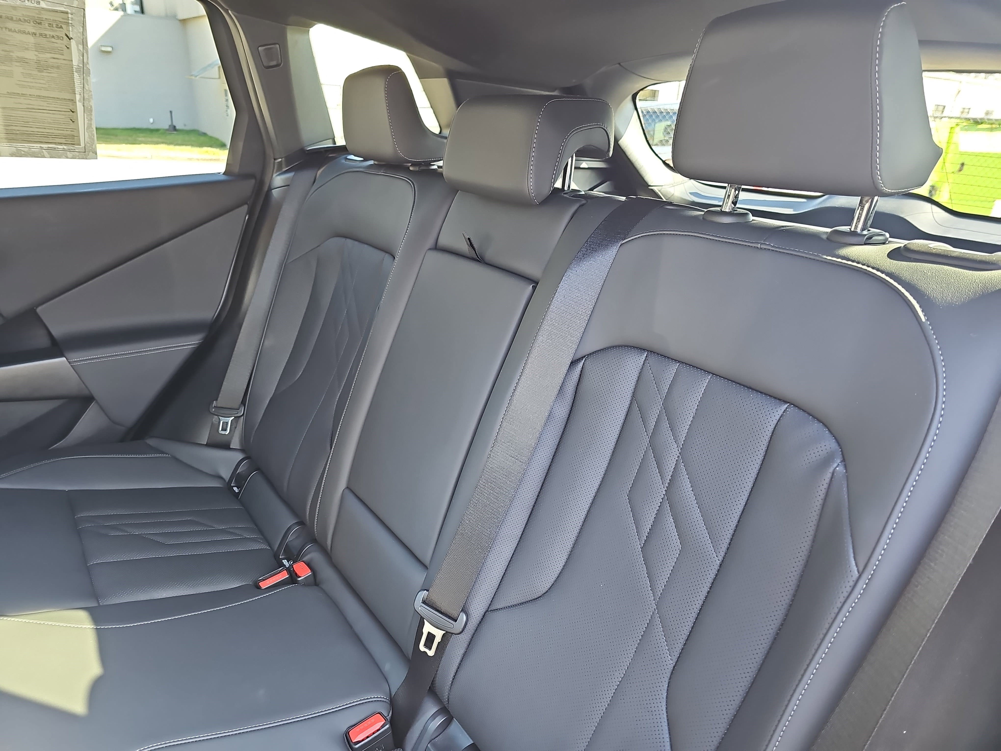 Certified 2025 BMW X3 xDrive30i w/ Premium Package image 15