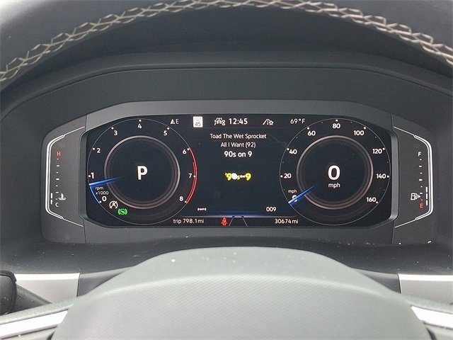 Used 2022 Volkswagen Atlas Cross Sport SEL image 22