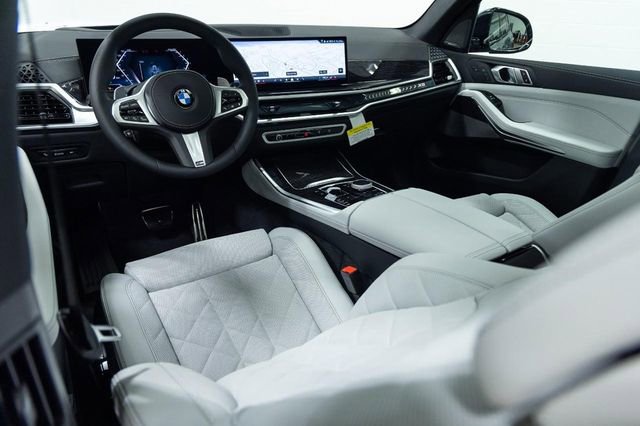 New 2026 BMW X5 xDrive40i w/ M Sport Package image 22