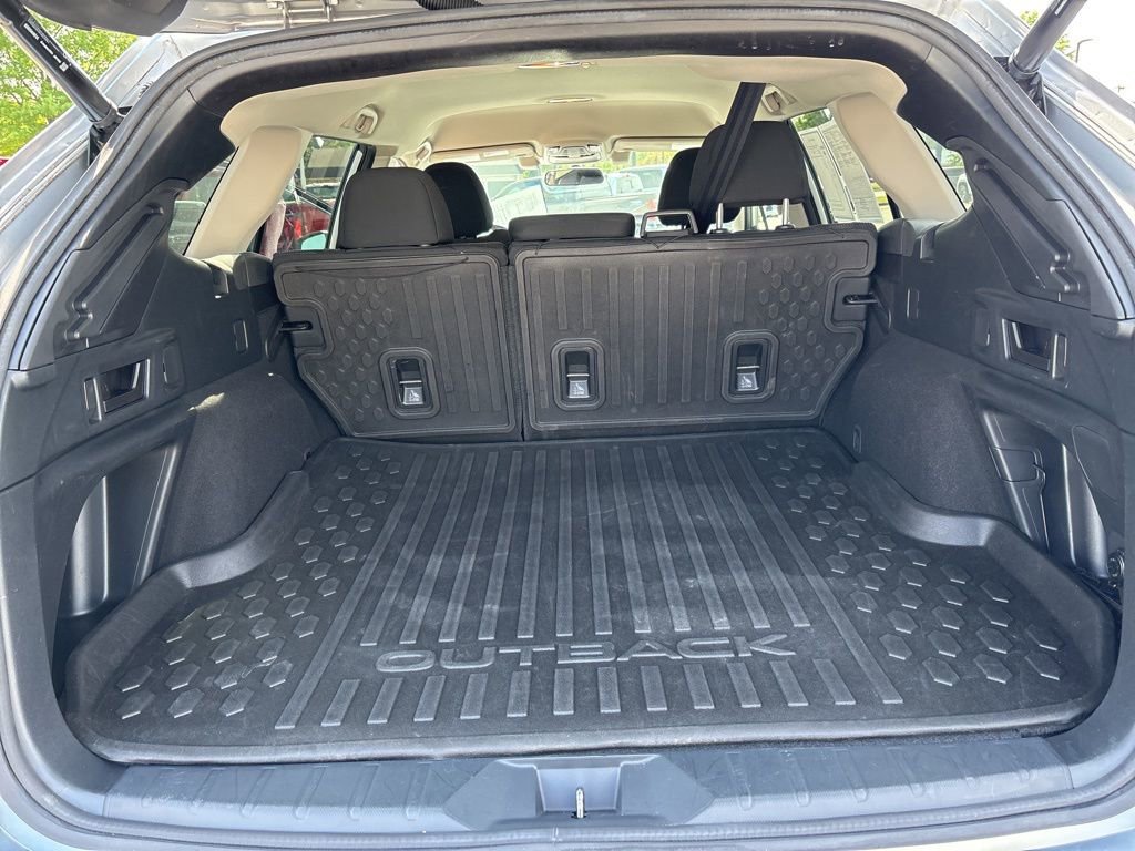 Used 2021 Subaru Outback Premium image 26