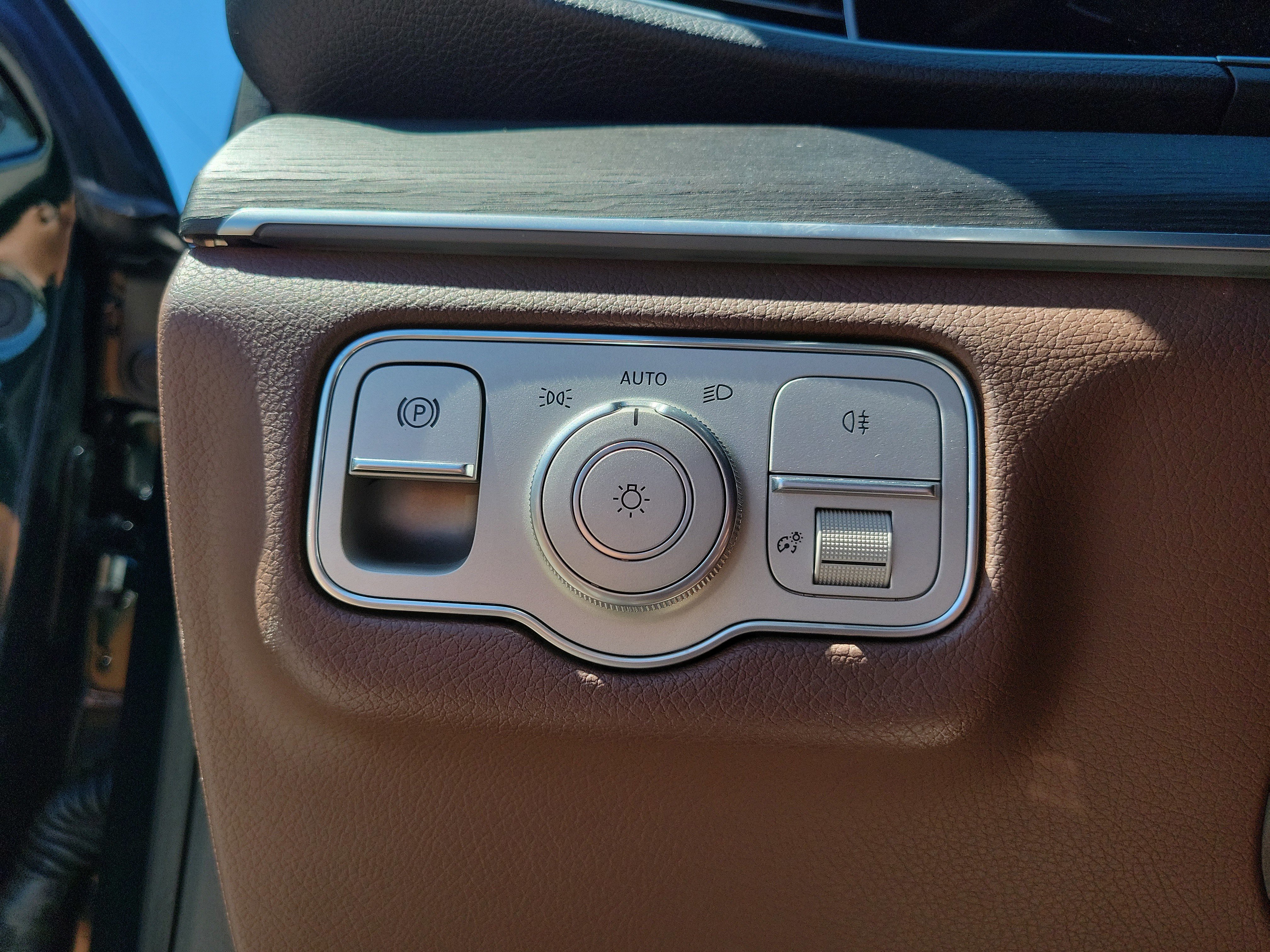 Used 2024 Mercedes-Benz GLE 350 4MATIC image 17