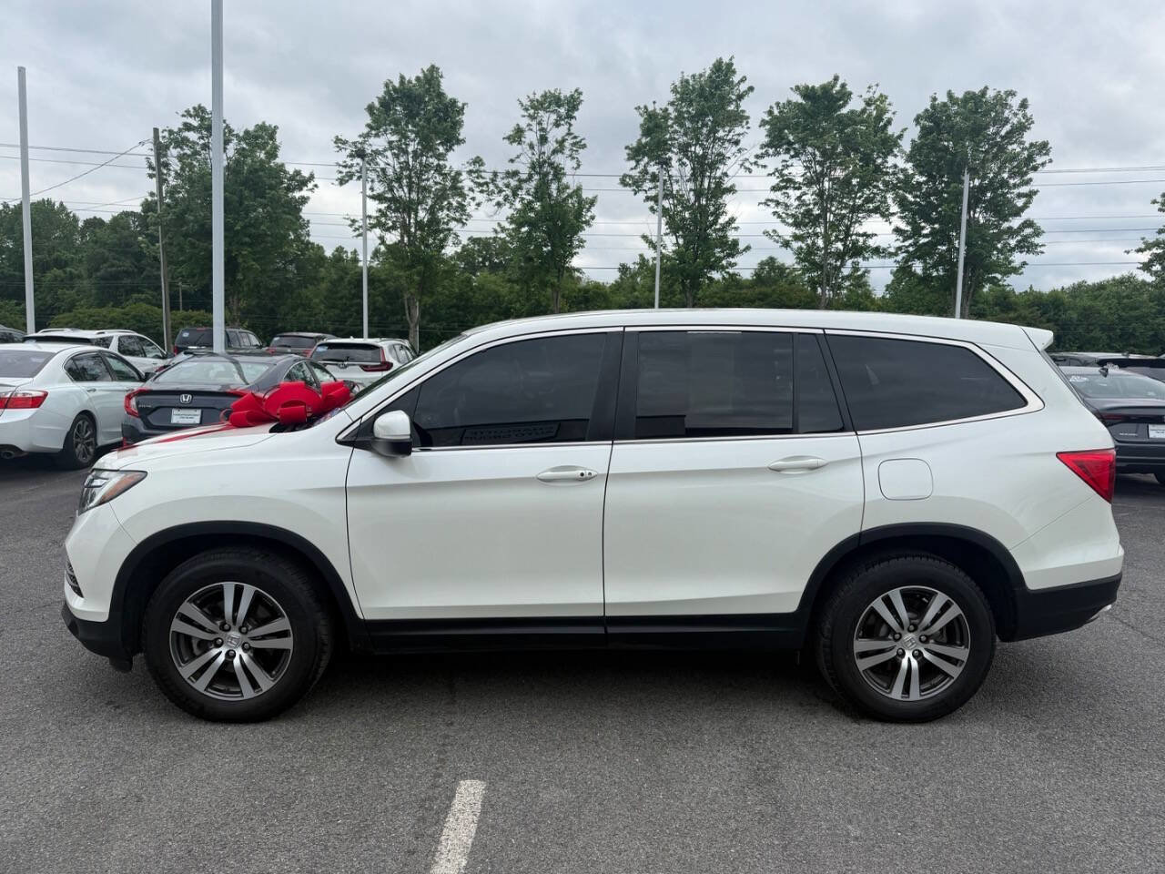Used 2017 Honda Pilot EX-L image 3