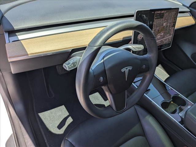 Used 2020 Tesla Model 3 Standard Range Plus RWD image 10