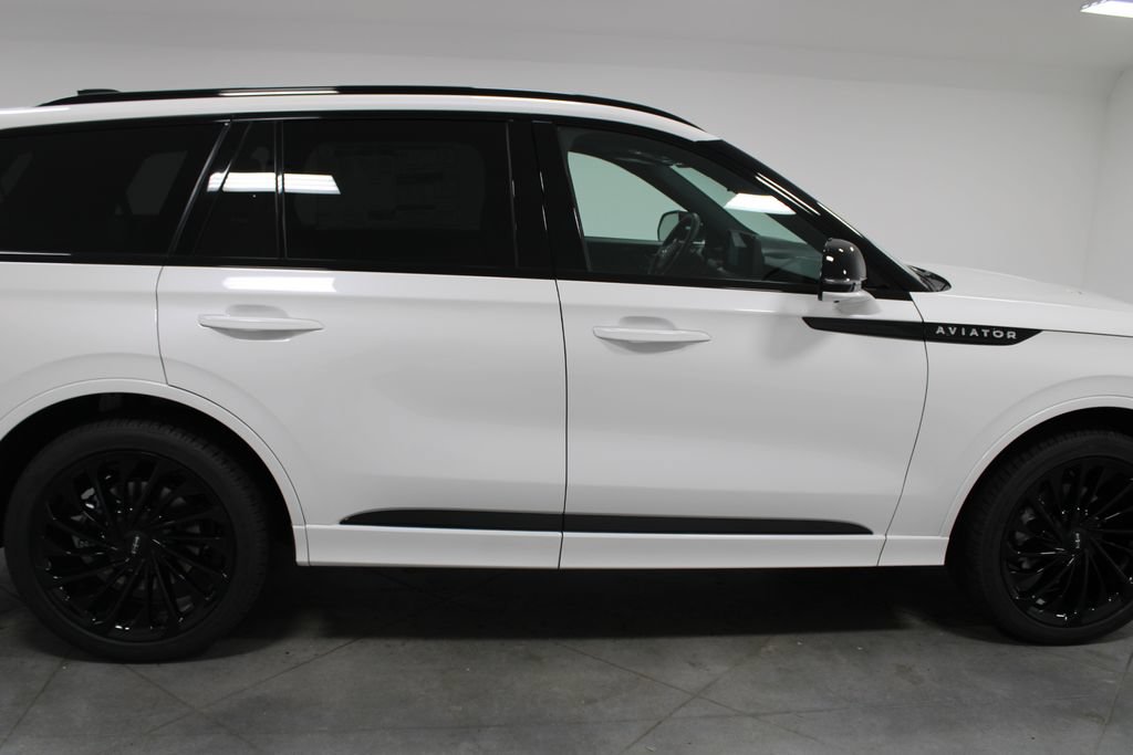 New 2026 Lincoln Aviator Reserve AWD/4WD image 10