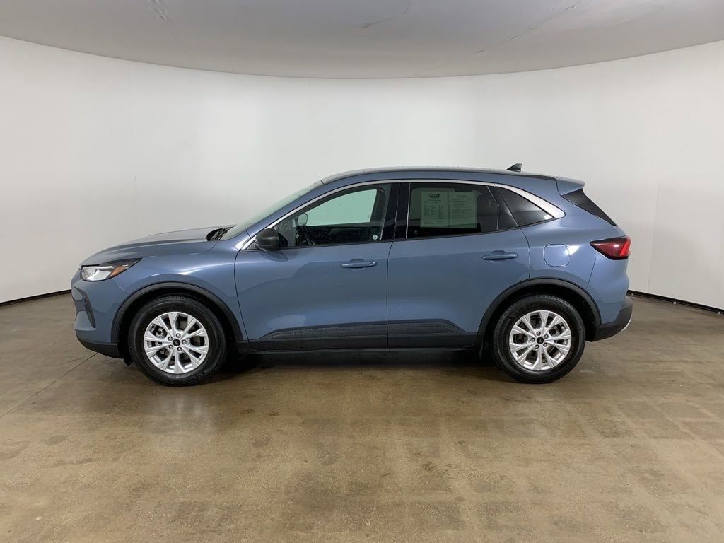 Used 2023 Ford Escape Active image 15