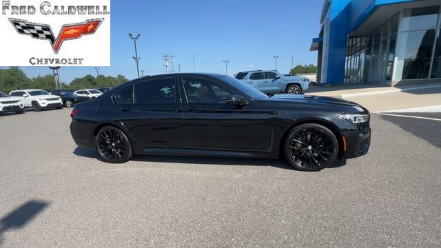 Used 2021 BMW 740i xDrive w/ Luxury Rear Seating Package AWD/4WD image 4