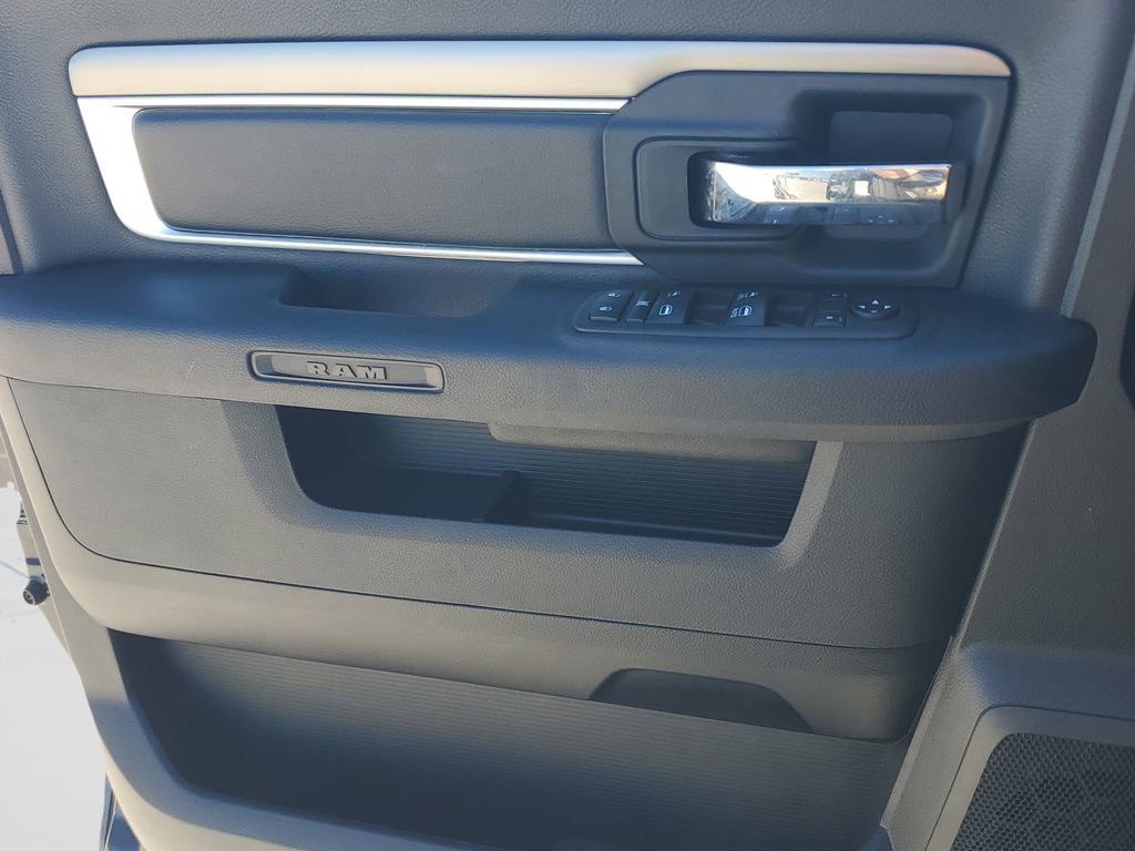 Used 2024 RAM 1500 Classic Warlock image 24