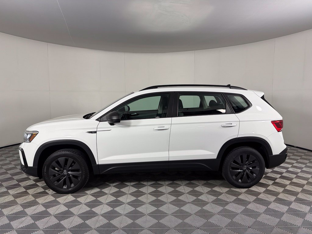 Used 2023 Volkswagen Taos S FWD image 9