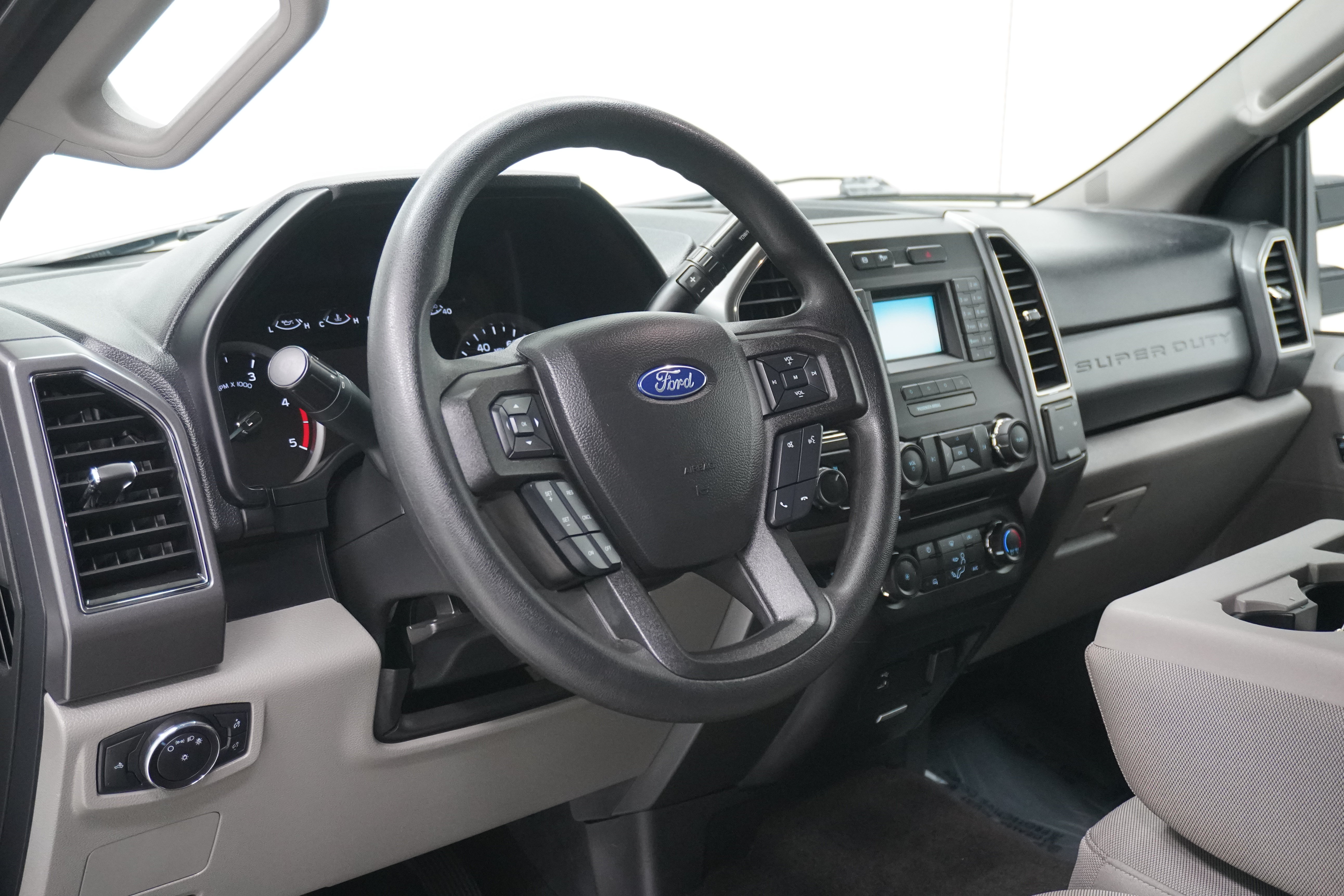 Used 2018 Ford F250 XLT AWD/4WD image 10