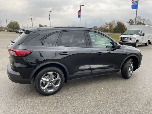 New 2026 Ford Escape ST-Line AWD/4WD image 12