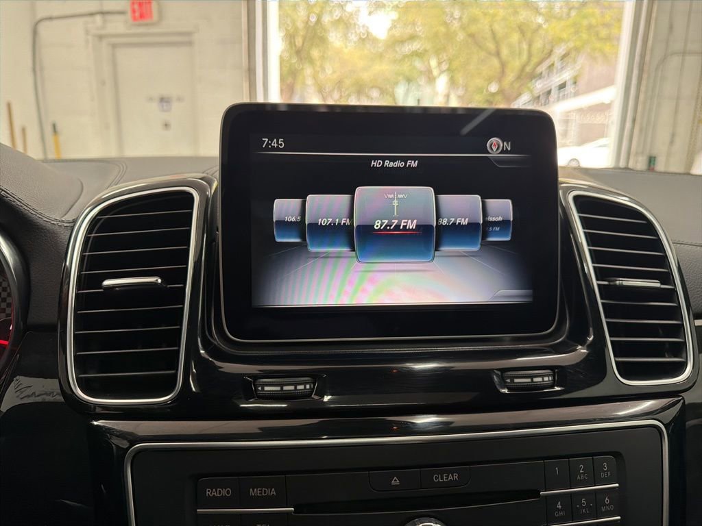 Used 2018 Mercedes-Benz GLE 43 AMG 4MATIC image 33