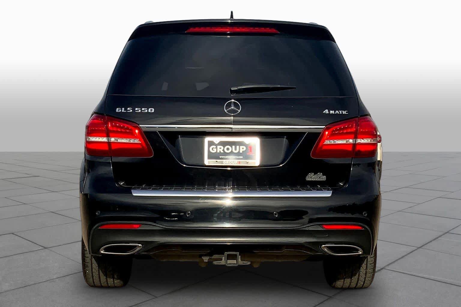 Used 2017 Mercedes-Benz GLS 550 4MATIC image 4