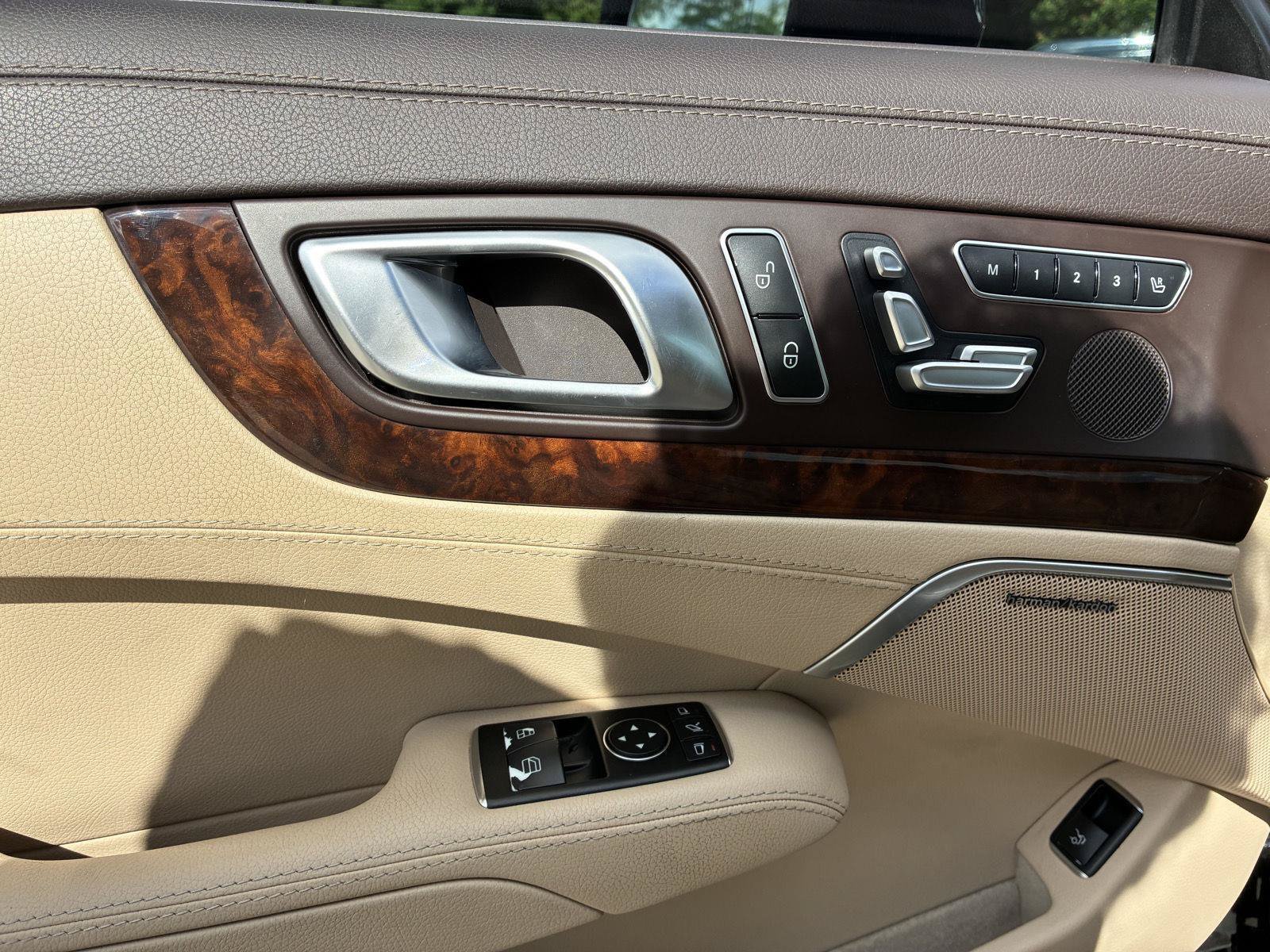 Used 2016 Mercedes-Benz SL 400 image 6