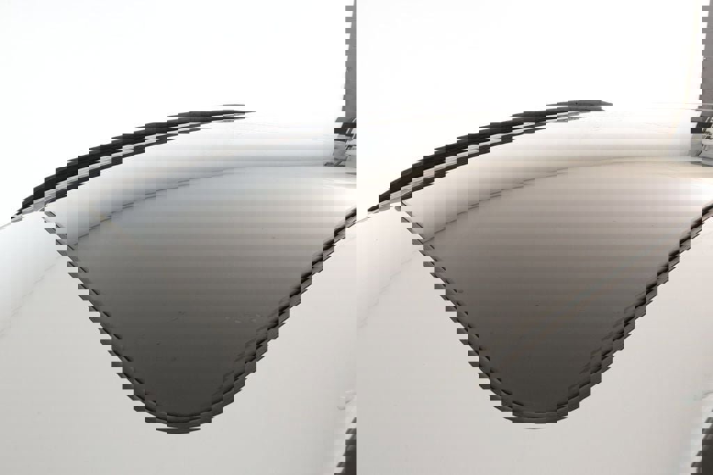 Used 2025 Porsche Macan Electric w/ Premium Package image 8