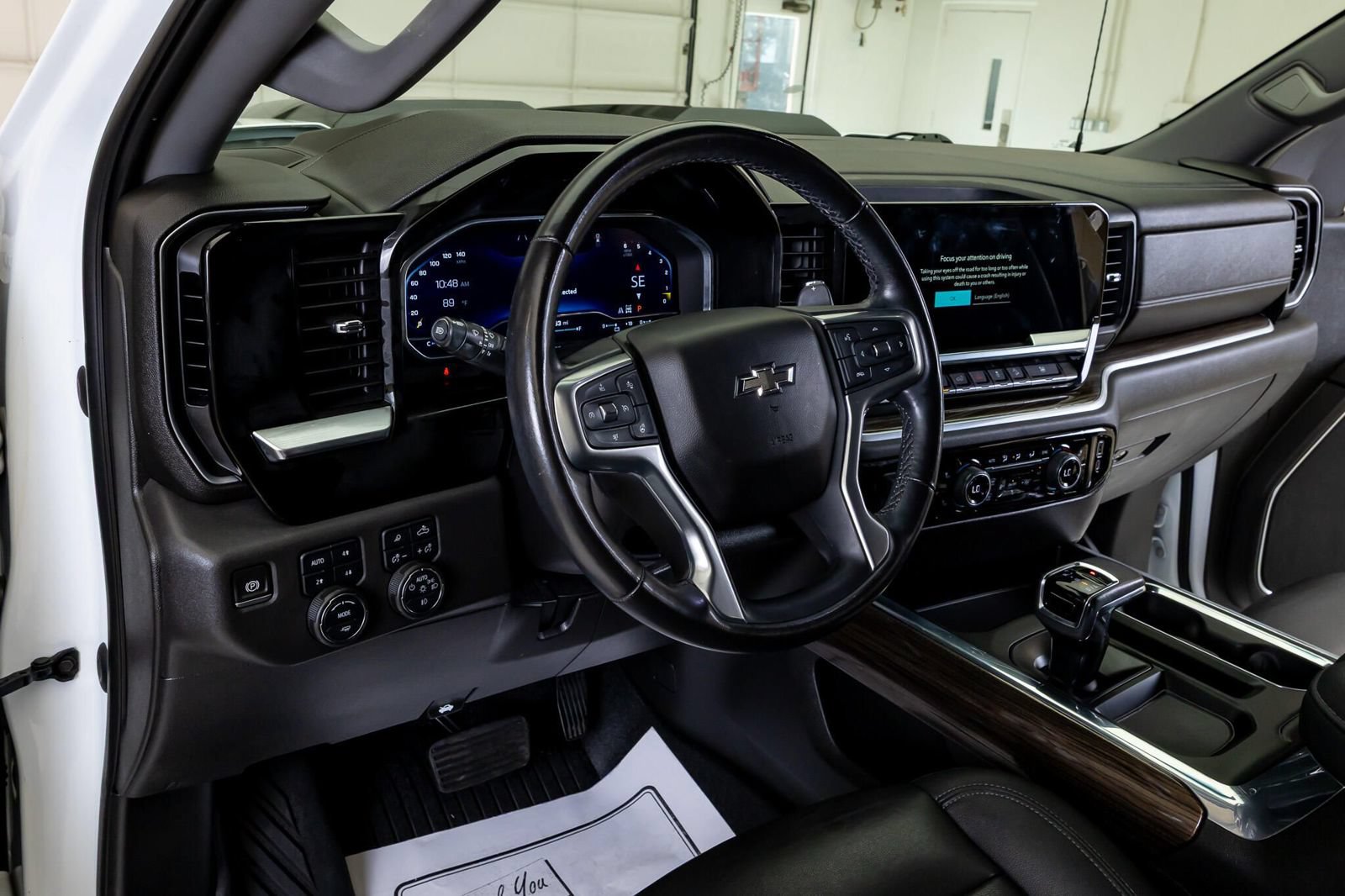 Used 2022 Chevrolet Silverado 1500 LT Trail Boss w/ LT Trail Boss Premium Package AWD/4WD image 17