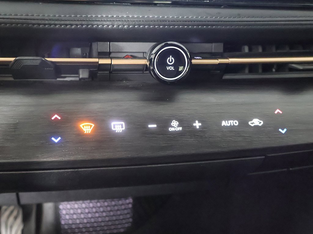 Used 2023 Nissan Ariya FWD image 42