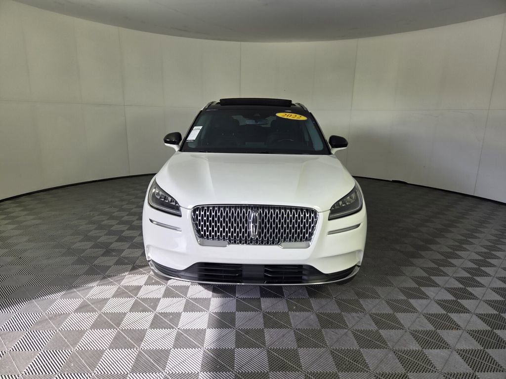 Used 2022 Lincoln Corsair FWD w/ Premium Package image 3