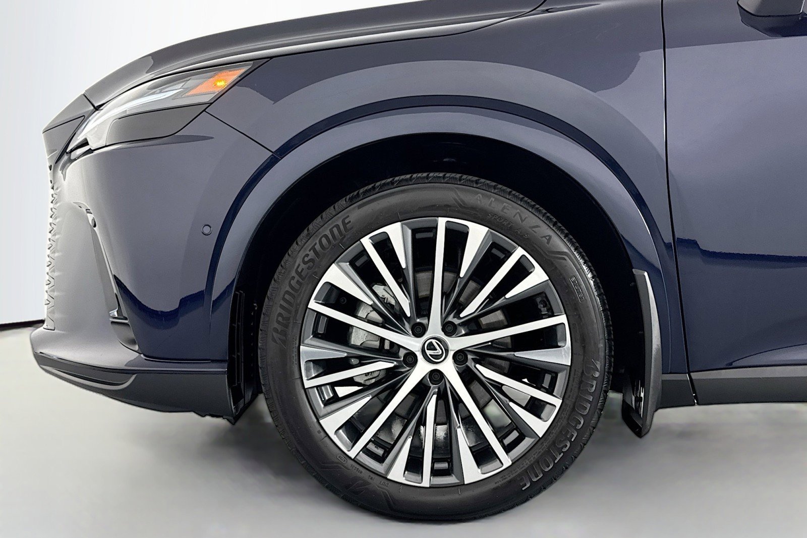 Used 2025 Lexus RX 350 Premium Plus w/ Convenience Package FWD image 10