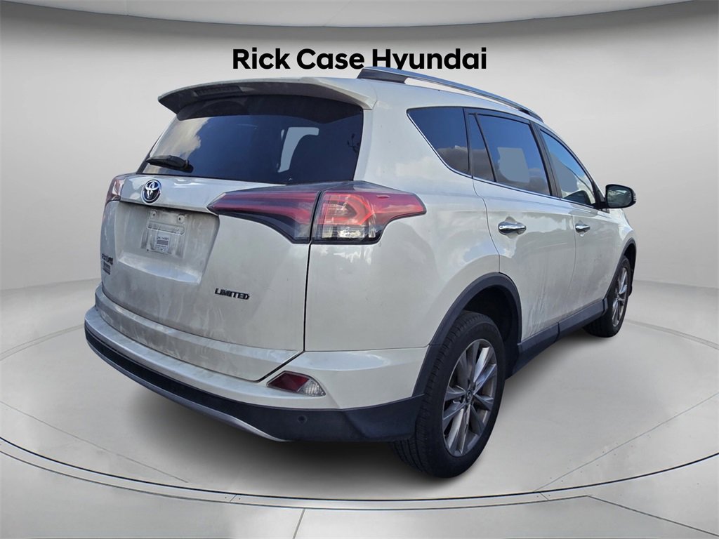 Used 2016 Toyota RAV4 Limited image 5