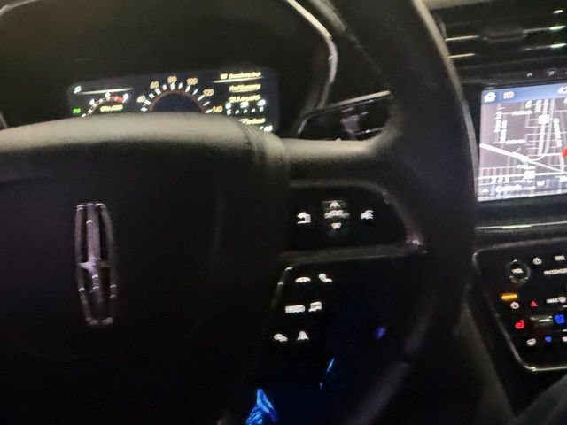 Used 2020 Lincoln Continental Reserve w/ Luxury Package AWD/4WD image 17