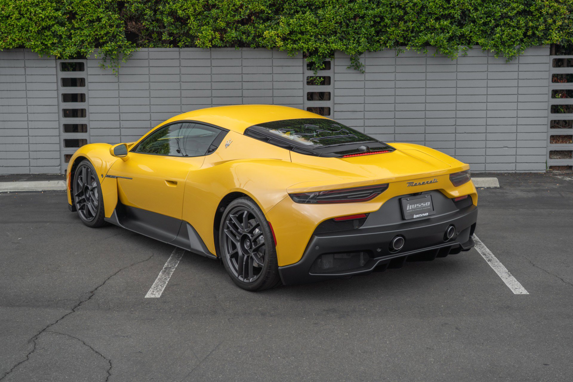 Used 2023 Maserati MC20 Coupe image 27