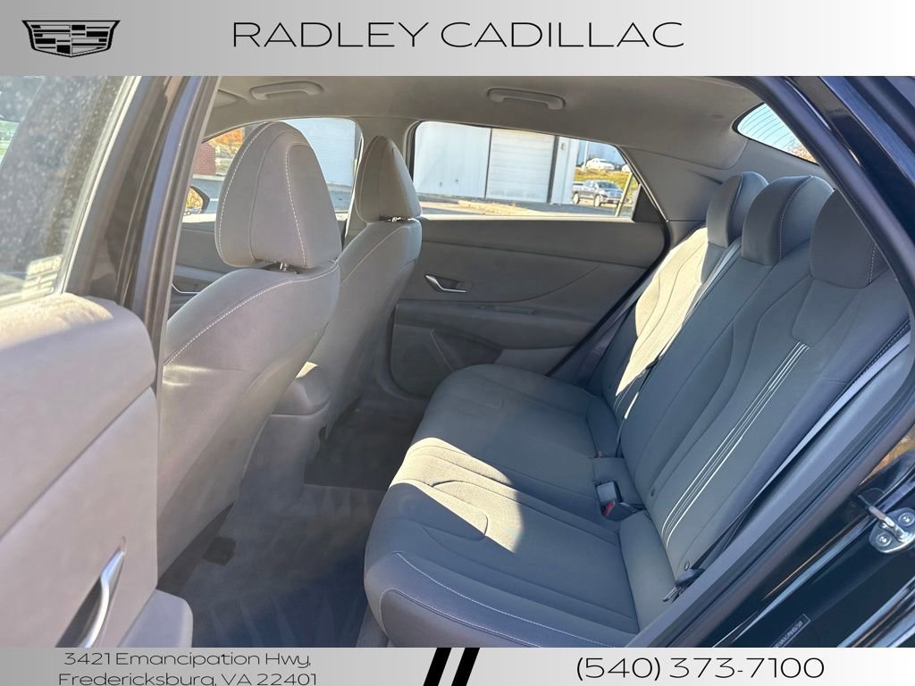 Used 2022 Hyundai Elantra SEL image 23