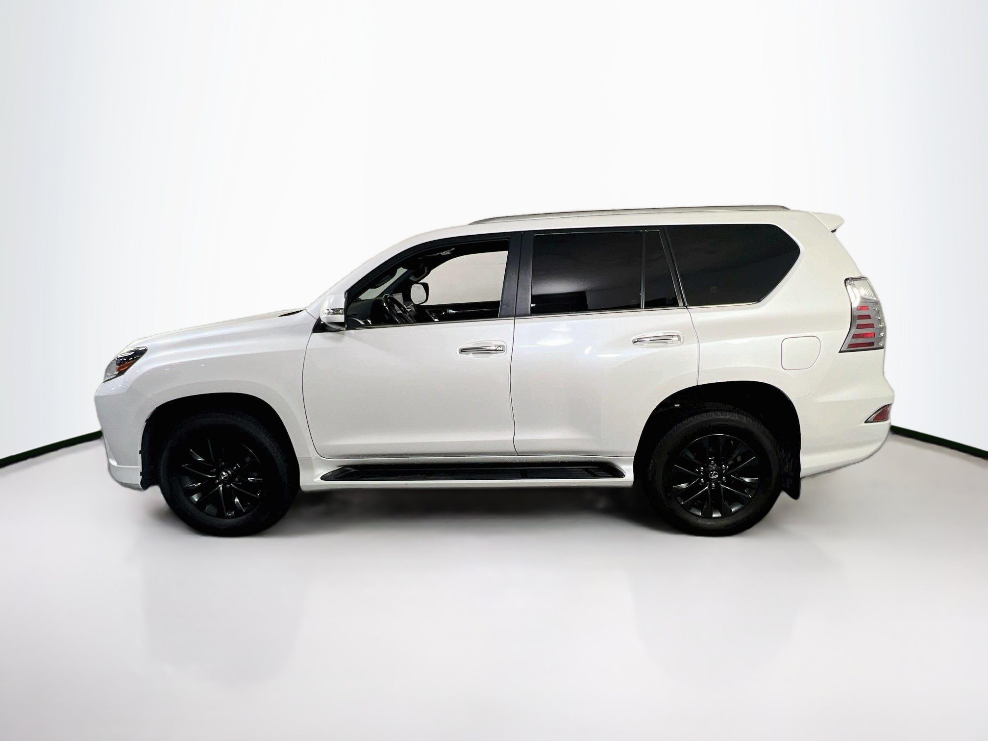 Used 2023 Lexus GX 460 Premium w/ Premium Package AWD/4WD image 8