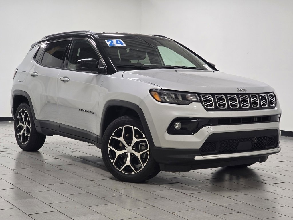 Used 2024 Jeep Compass Limited image 2