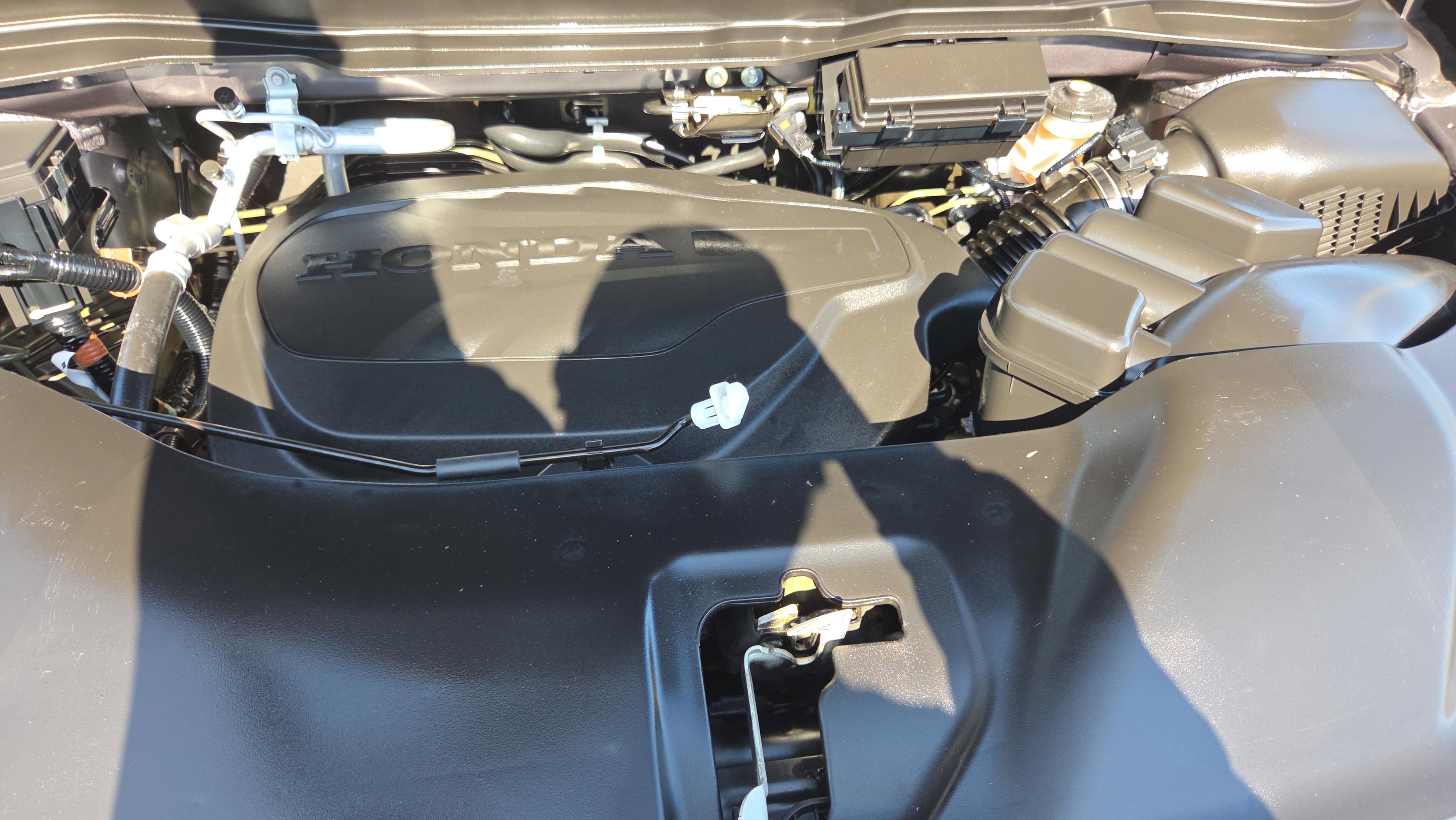 Used 2021 Honda Pilot Touring image 16