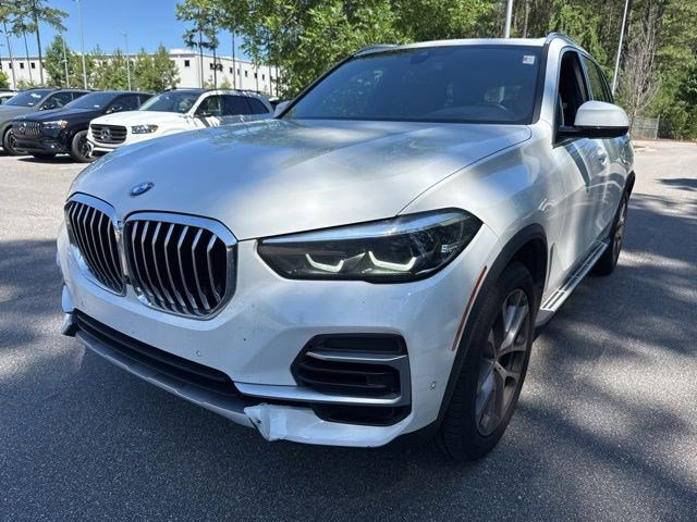 Certified 2023 BMW X5 sDrive40i w/ Premium Package RWD image 9