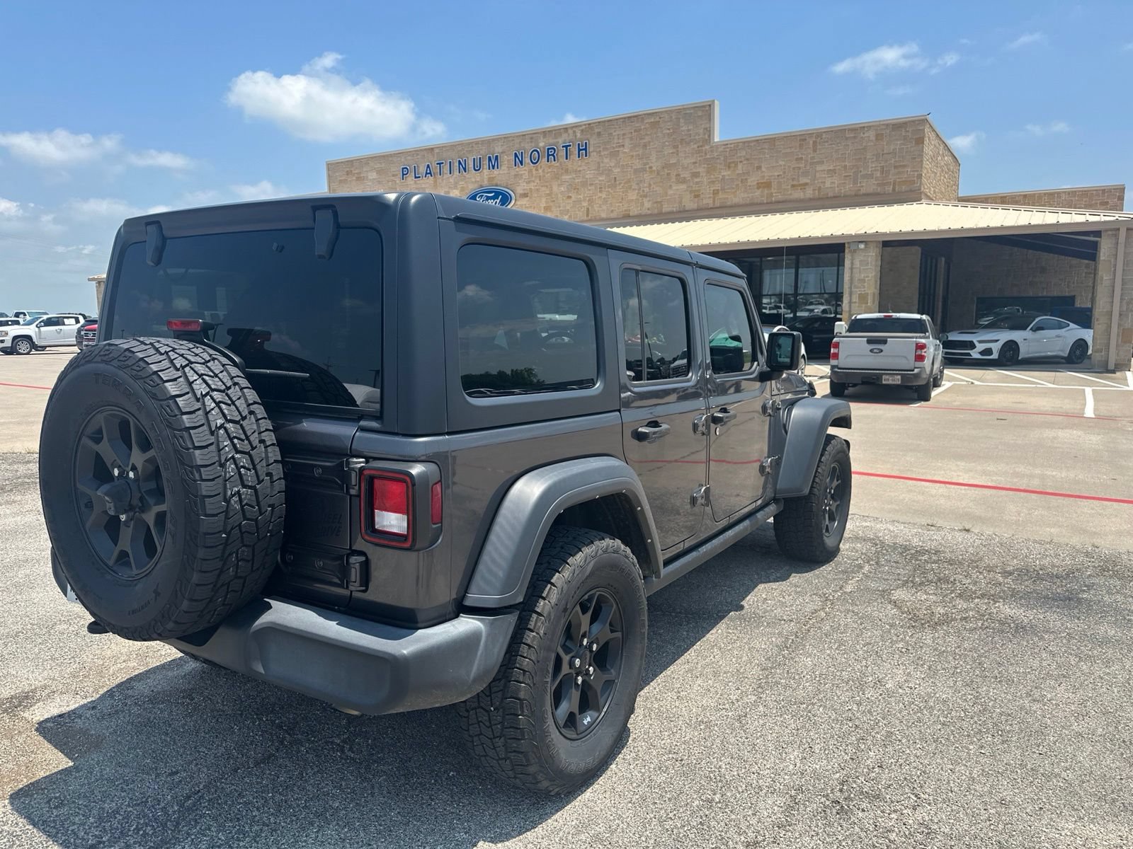 Used 2021 Jeep Wrangler Unlimited Sport AWD/4WD image 5
