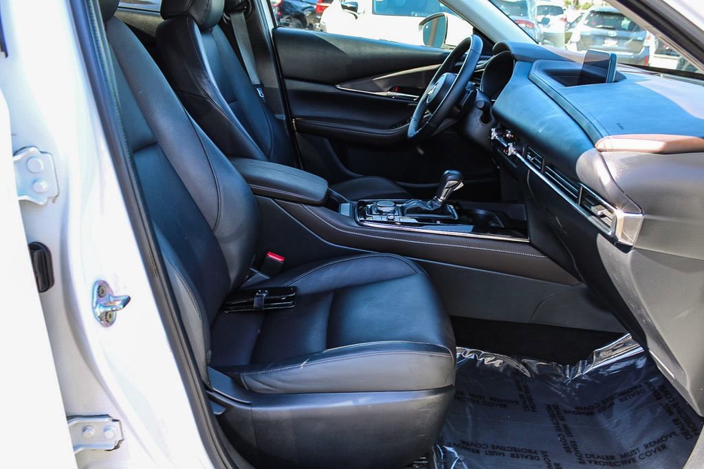 Used 2023 MAZDA CX-30 AWD 2.5 S w/ Premium Package image 16