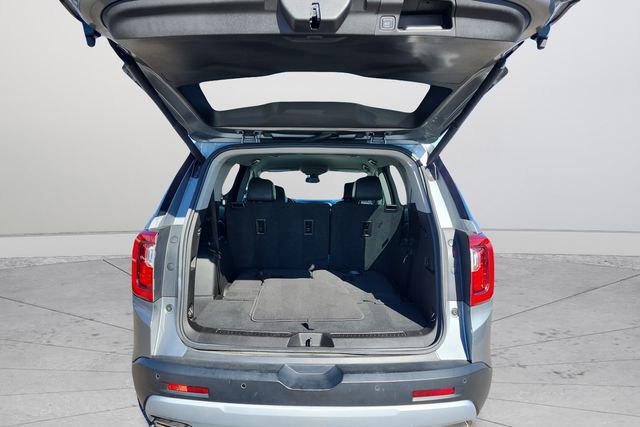 Used 2023 GMC Acadia SLT image 19