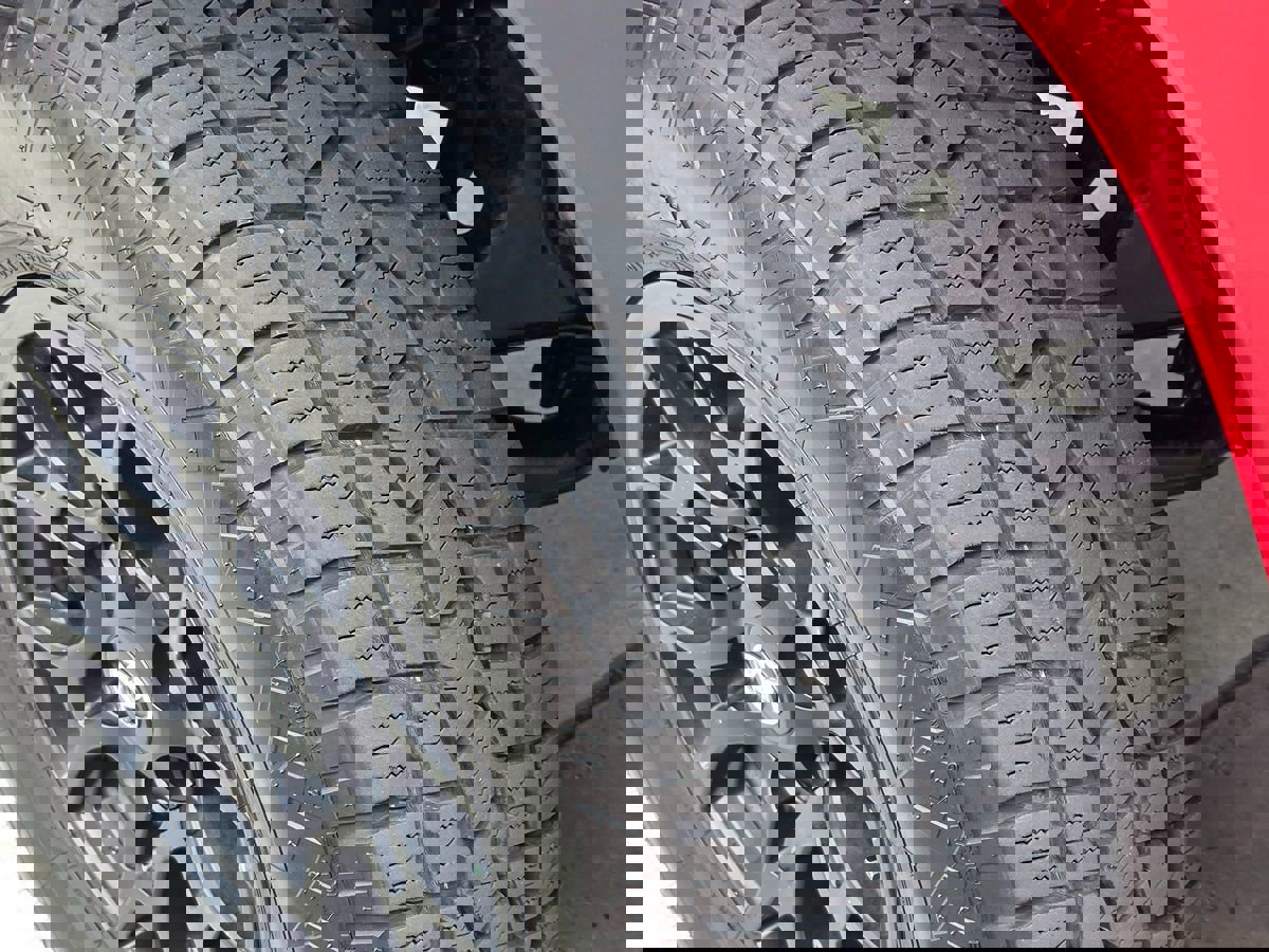 Used 2020 Toyota Tacoma SR5 image 24