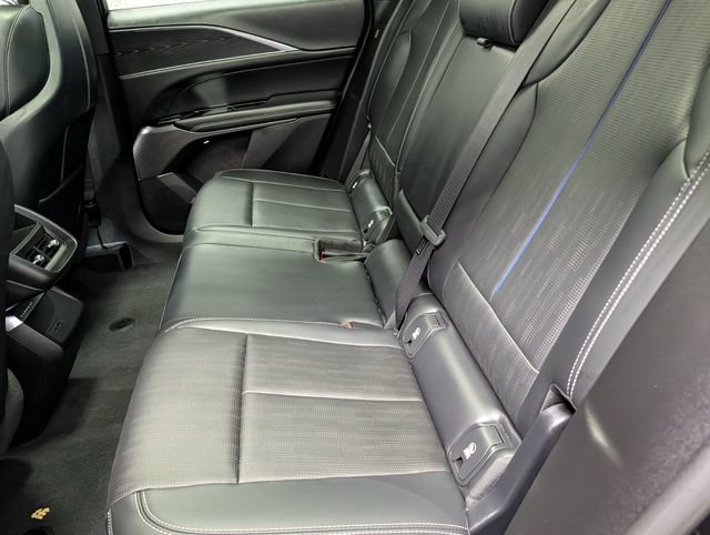 Certified 2024 Cadillac Lyriq Luxury AWD/4WD image 12