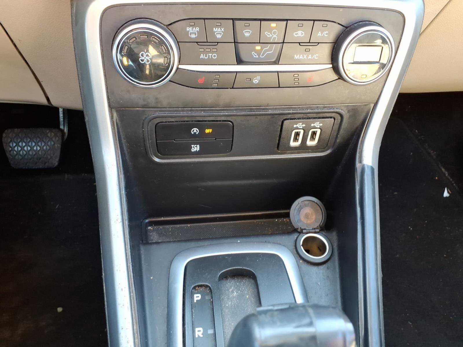 Used 2020 Ford EcoSport Titanium image 21