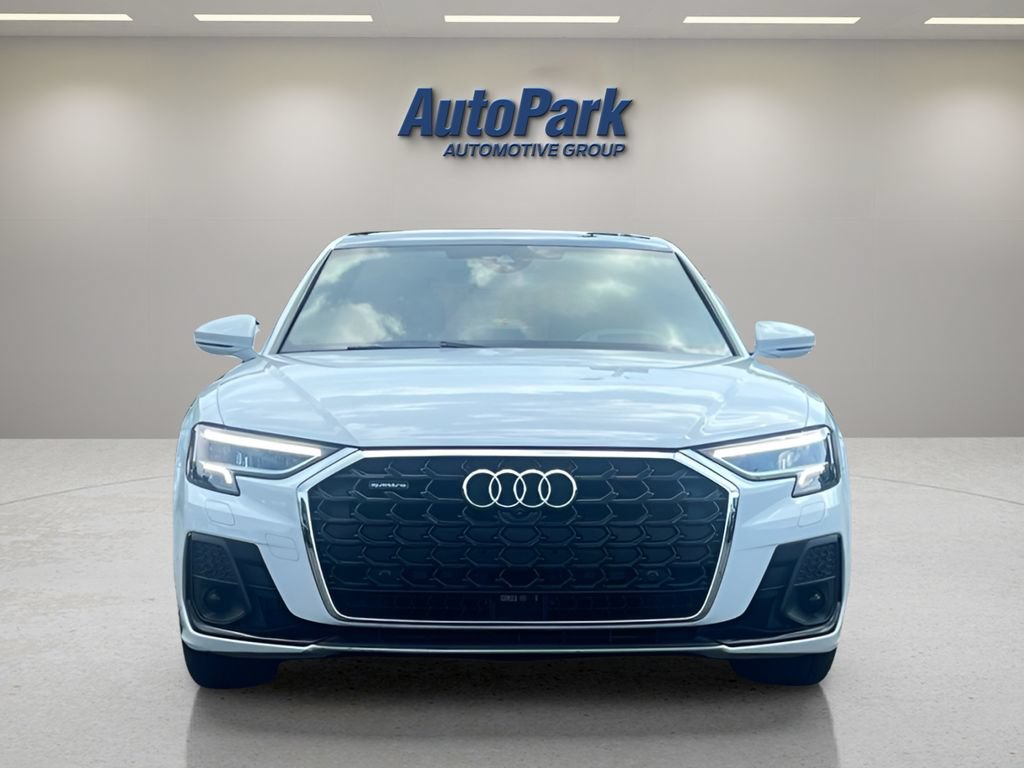 Used 2022 Audi A8 L 3.0T AWD/4WD image 2