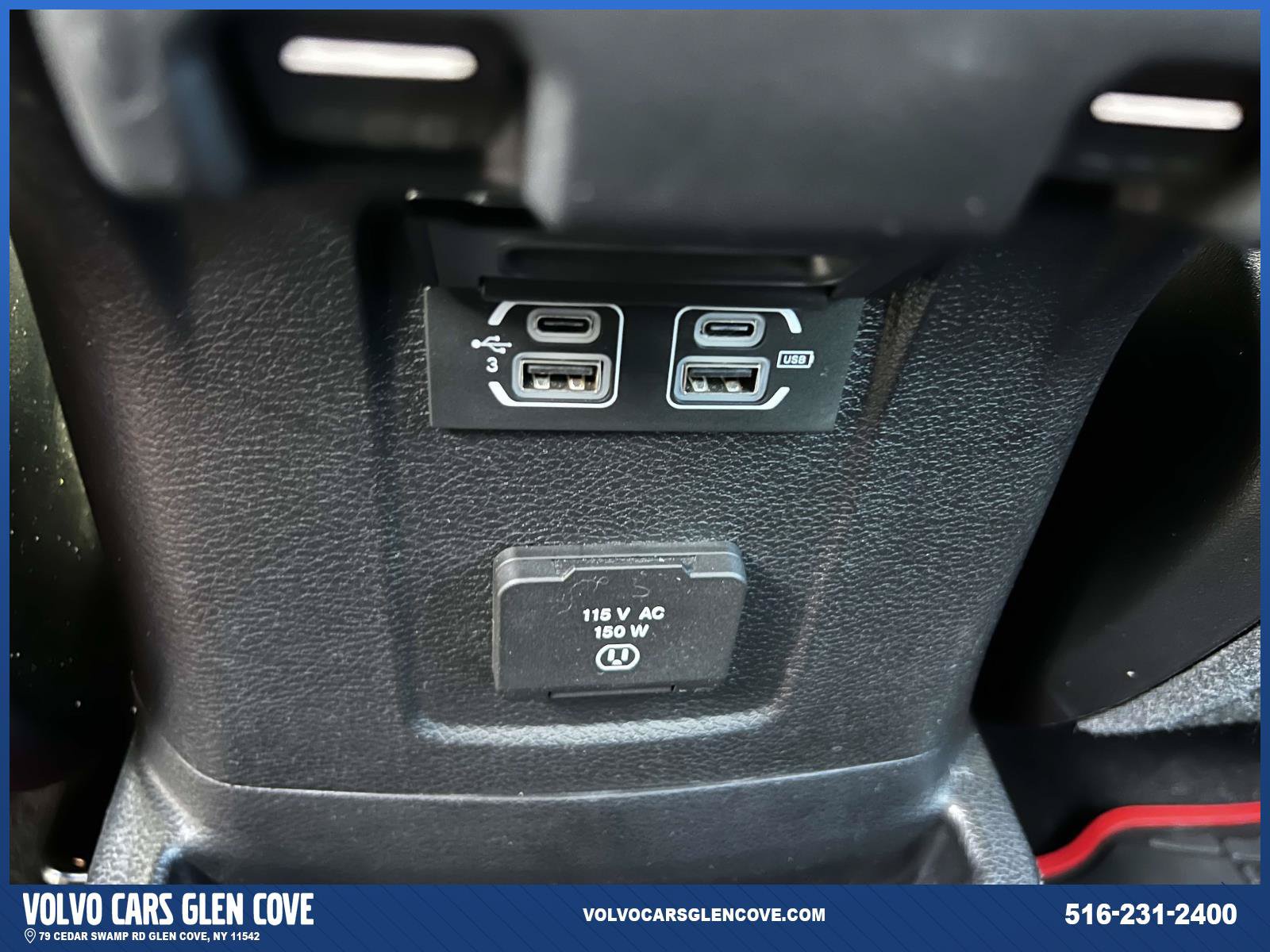 Used 2020 Jeep Wrangler Unlimited Rubicon w/ Dual Top Group AWD/4WD image 12