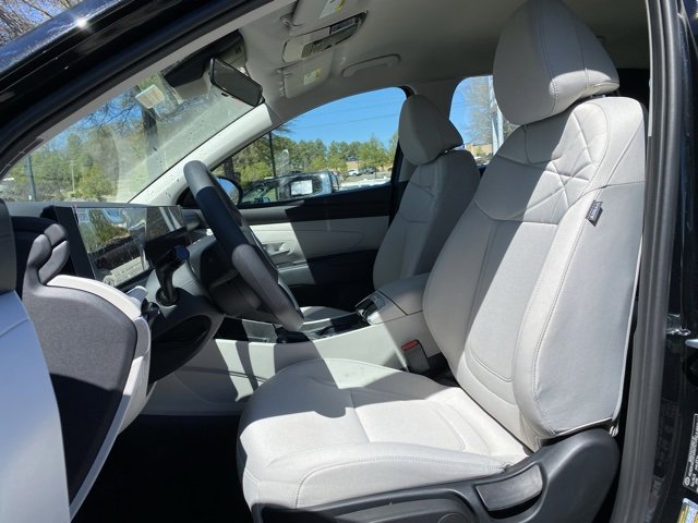 New 2025 Hyundai Tucson SE image 29