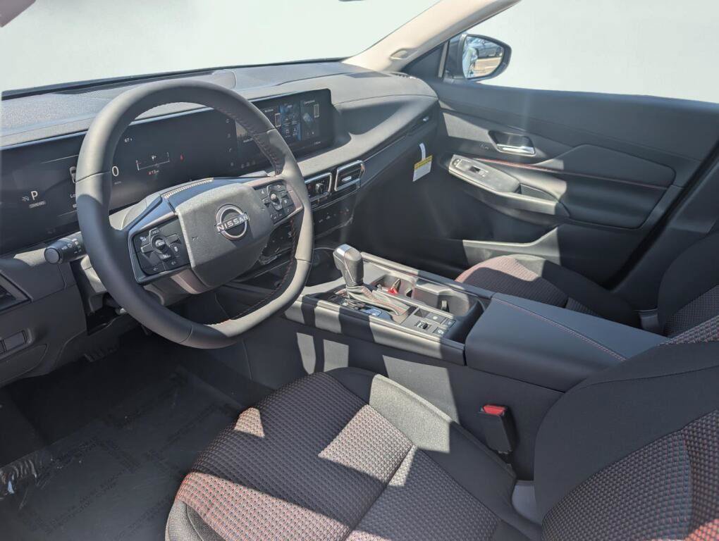 Used 2026 Nissan Sentra SR w/ SR All Weather Package FWD image 13