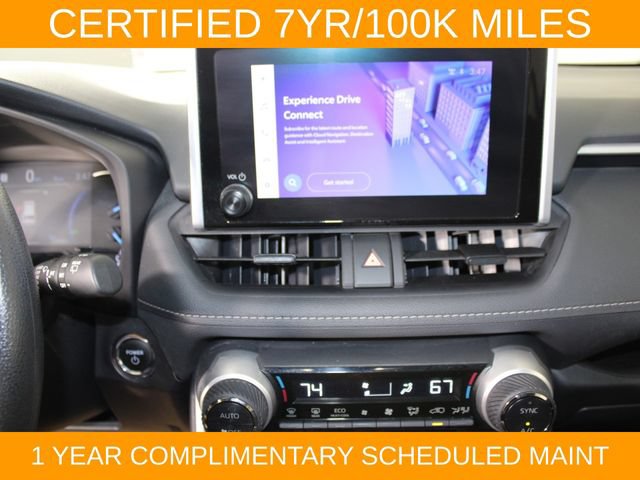 Used 2025 Toyota RAV4 XLE AWD/4WD image 22