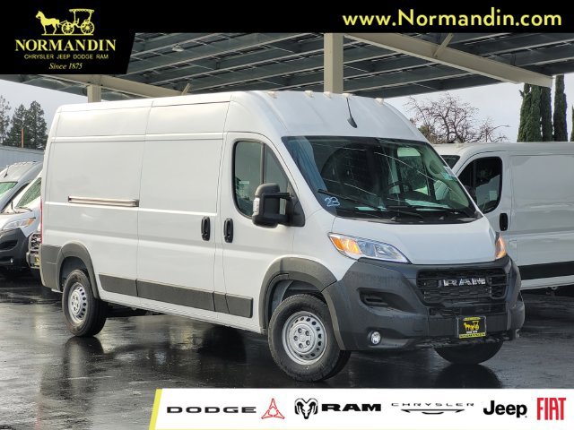 New 2024 RAM ProMaster 2500 w/ Convenience Group FWD image 1