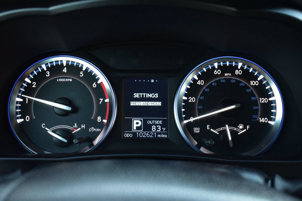 Used 2014 Toyota Highlander LE FWD image 29