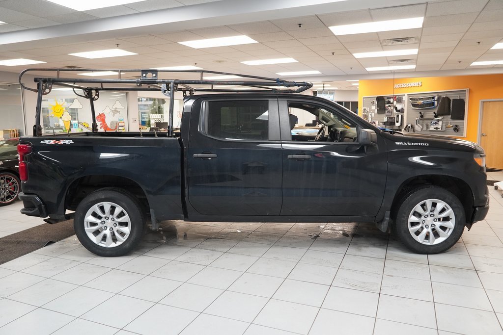 Used 2022 Chevrolet Silverado 1500 Custom image 13