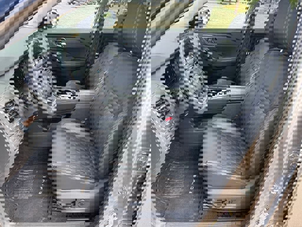 Used 2024 Nissan Rogue Platinum w/ Platinum Premium Package image 9