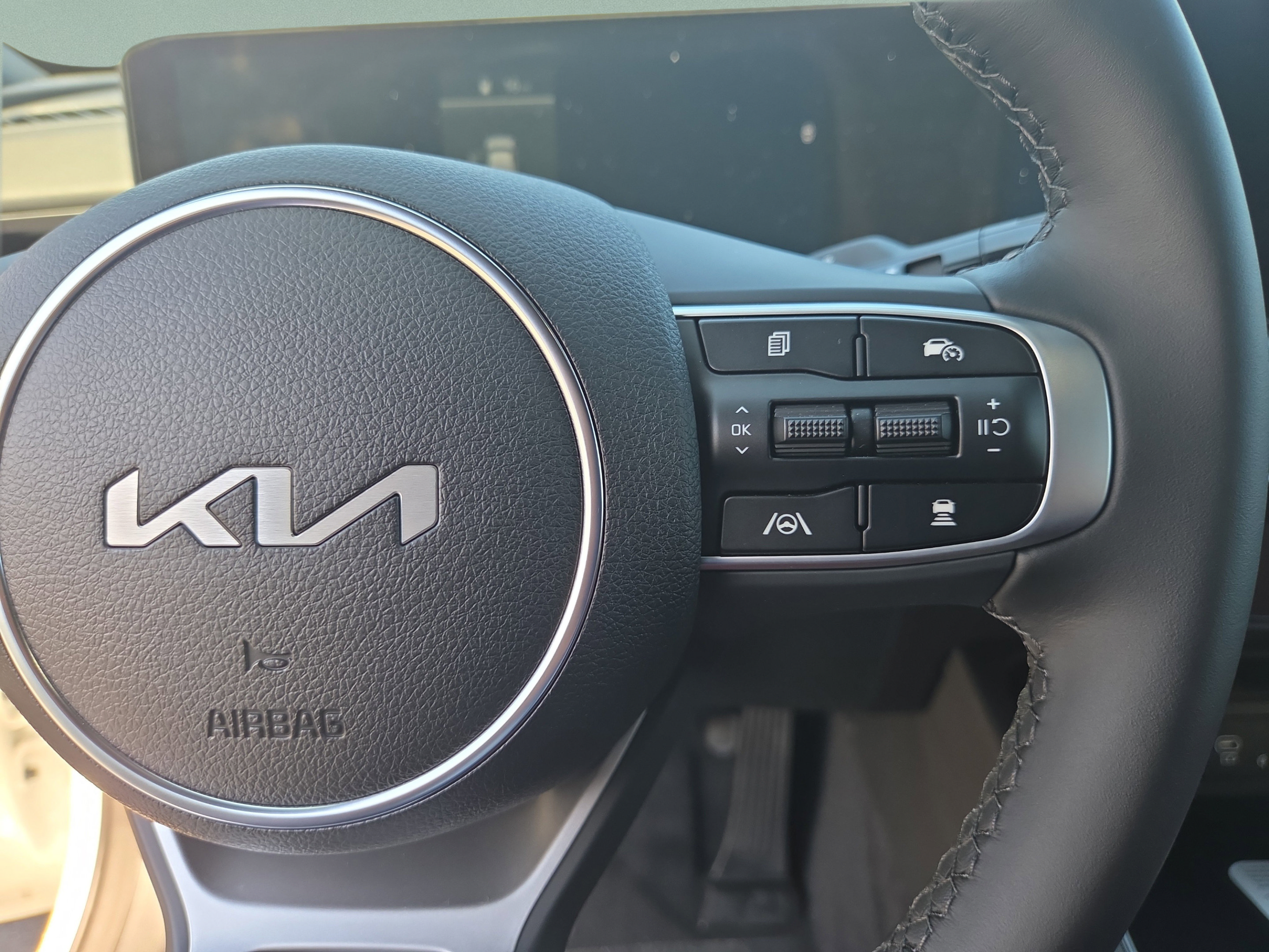 New 2026 Kia K5 GT-Line w/ GT-Line Premium Package FWD image 26