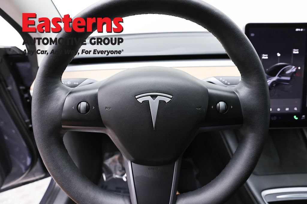 Used 2023 Tesla Model 3 Standard Range RWD image 10